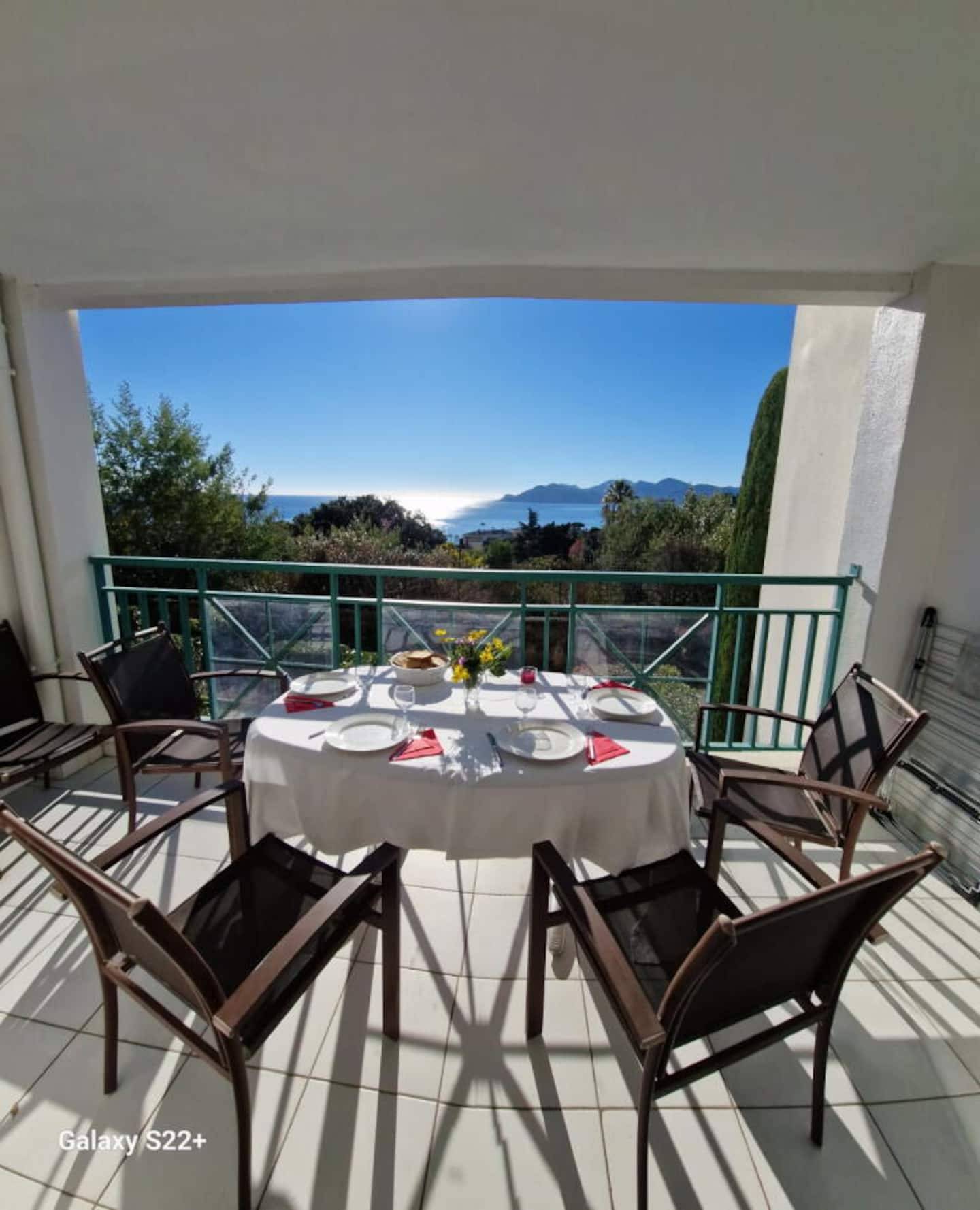 Cannes 2/3 pieces vue mer et Esterel wifi clim, photo 3 of 10