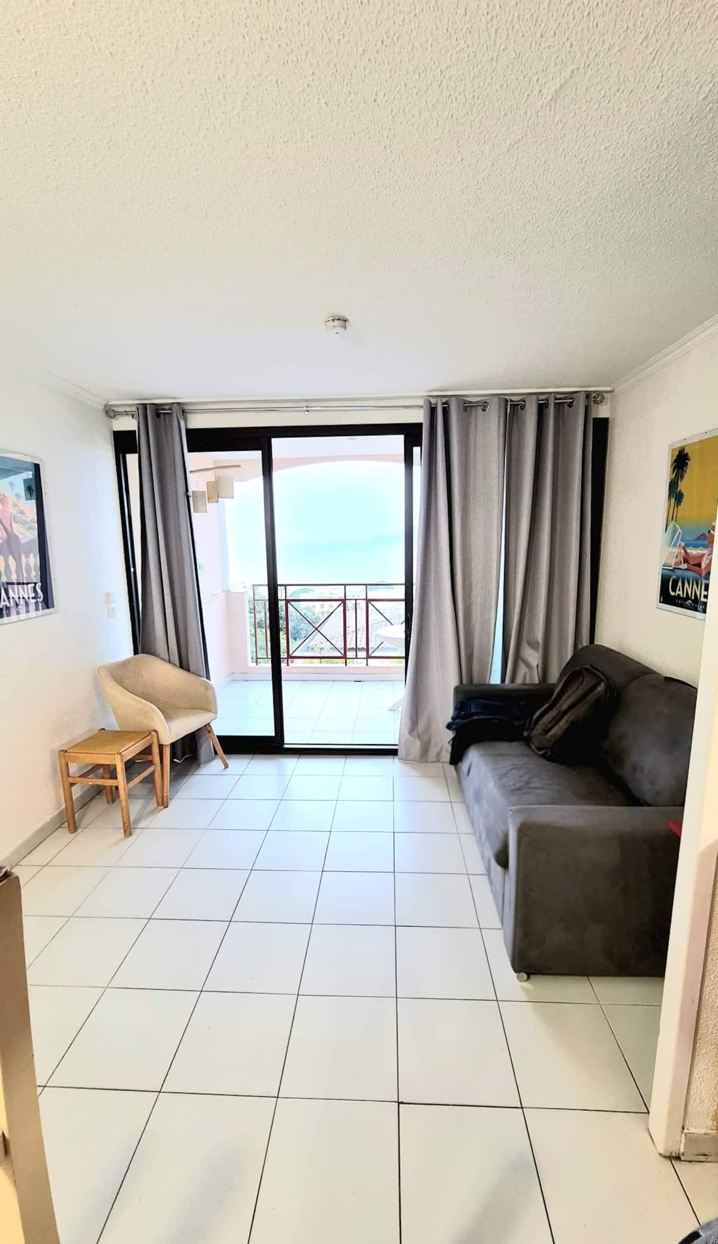 Cannes, T2 terrasse vue mer, piscine, parking, 4 pers.