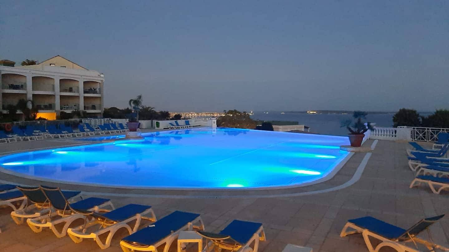 Cannes appartement 6 pers vue mer Piscine Clim, photo 3 of 10